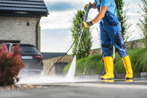 Best Concrete Pressure Washing  in Meridian, MS